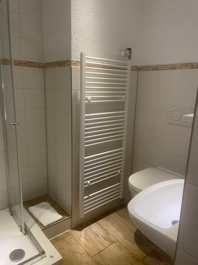 Gaestezimmer An Der Stadtmauer ベジクハイム エクステリア 写真