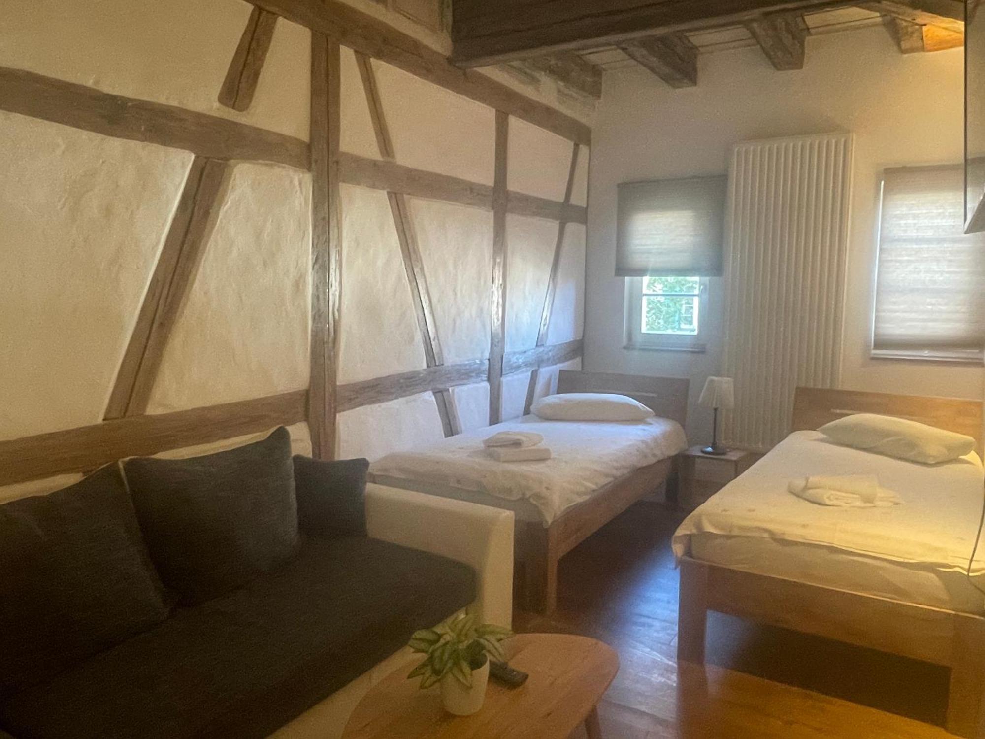 Gaestezimmer An Der Stadtmauer ベジクハイム エクステリア 写真